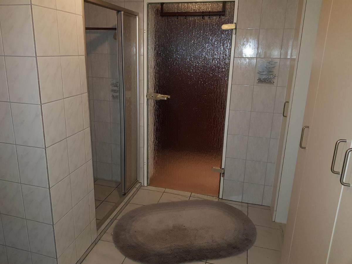 4 Sterne Souterrain Apartment Alt-Mariendorf برلين المظهر الخارجي الصورة
