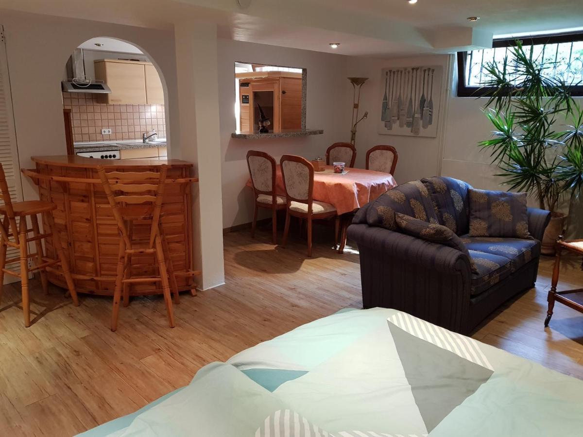 4 Sterne Souterrain Apartment Alt-Mariendorf برلين المظهر الخارجي الصورة