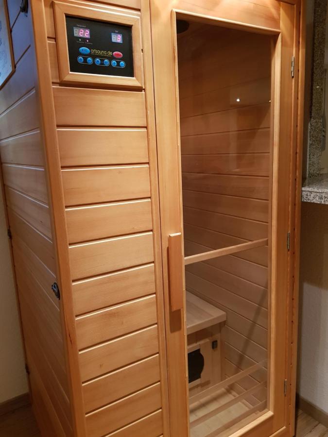 4 Sterne Souterrain Apartment Alt-Mariendorf برلين المظهر الخارجي الصورة